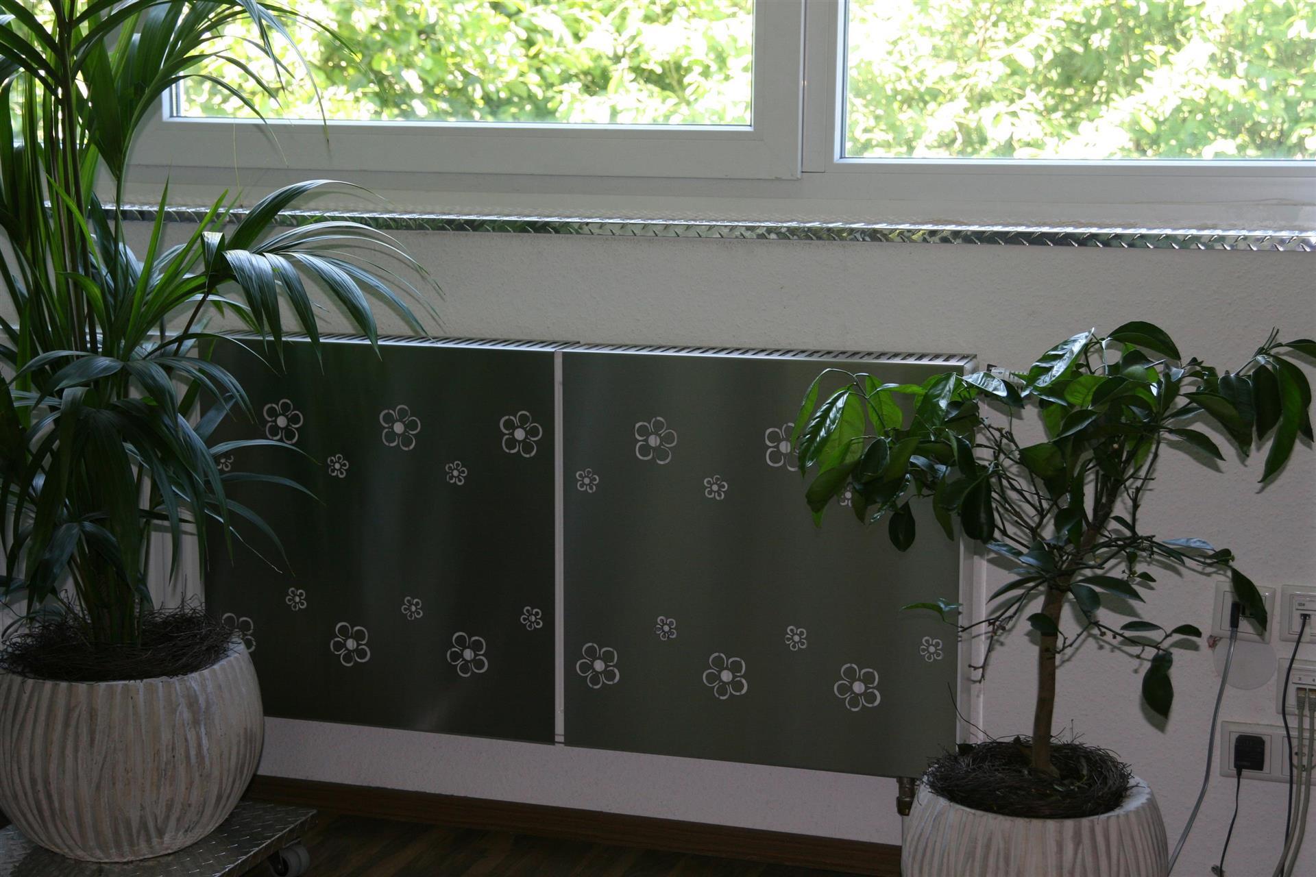 Heizkörperverkleidung Edelstahl 60 x 60cm Design Flower Frame (1 Stück) SZAGATO Heizungsverkleidung Verkleidung Heizkörper Abdeckung für Heizkörper