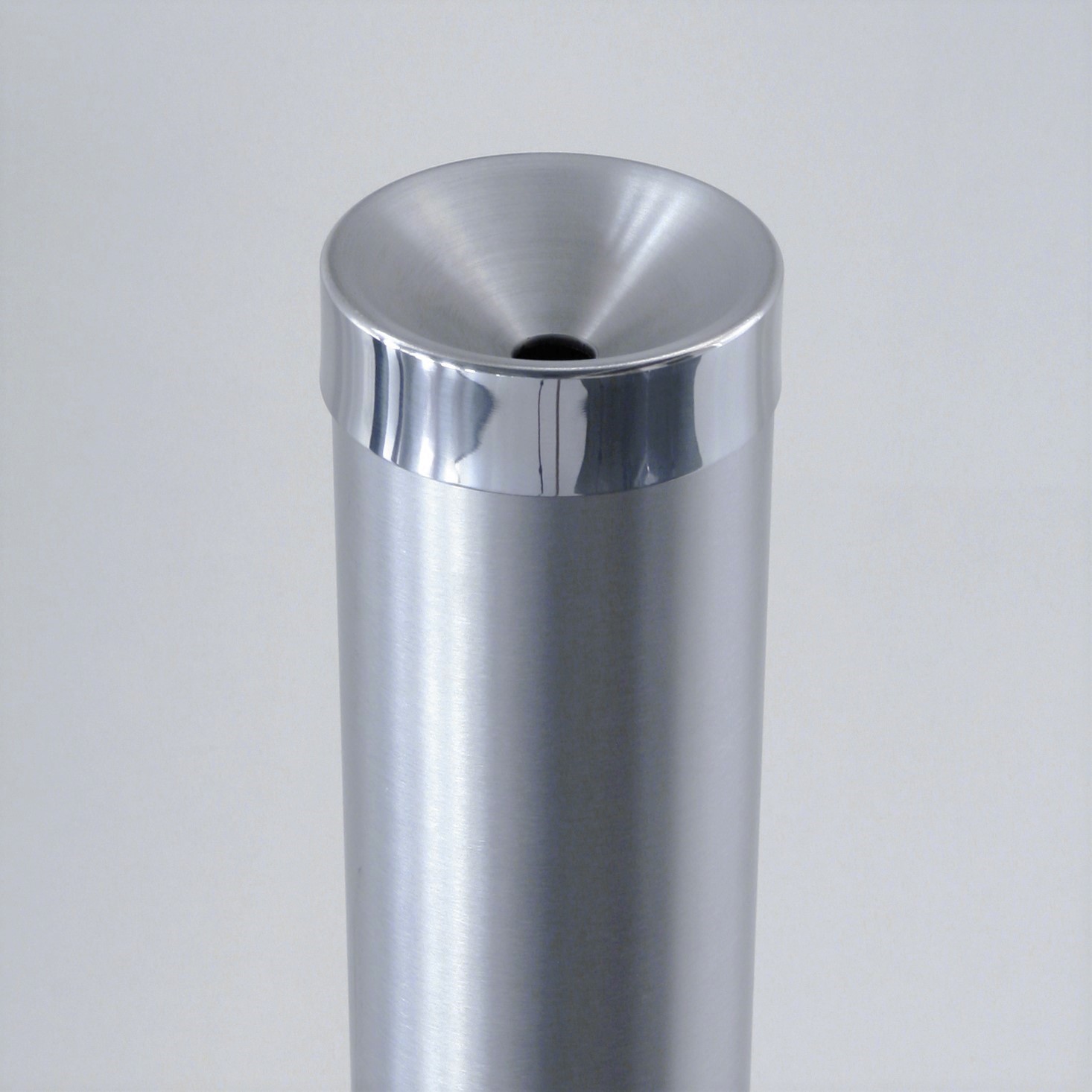 Aschenbecher Säule 81x25cm ALU SZAGATO Made in Germany Aluminium Aschenbecher groß Stand-Aschenbecher außen großer Aschenbecher stehend für draußen