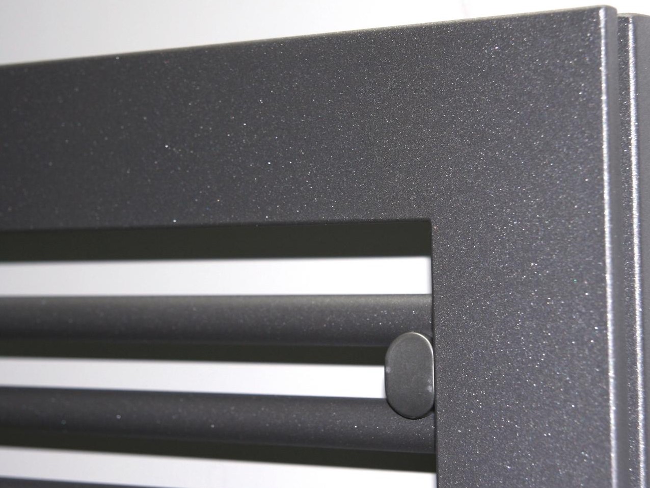 BADHEIZKÖRPER Design Window 1 77x60cm 590 Watt anthrazit moonstone SZAGATO Designheizkörper Handtuchheizkörper mit Mittelanschluss Handtuchwärmer