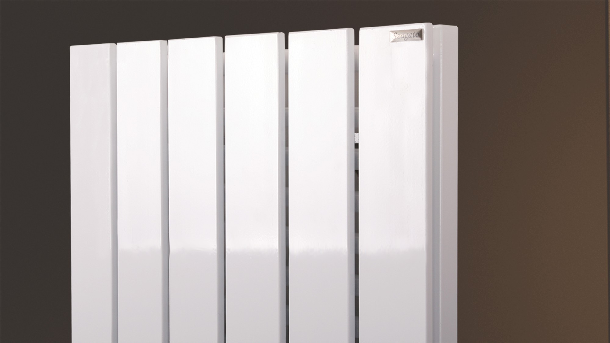 BADHEIZKÖRPER Design Peking 6 180x47cm 1964 Watt weiß +2 Halter 50mm glänzend SZAGATO Designheizkörper Handtuchheizkörper mit Mittelanschluss