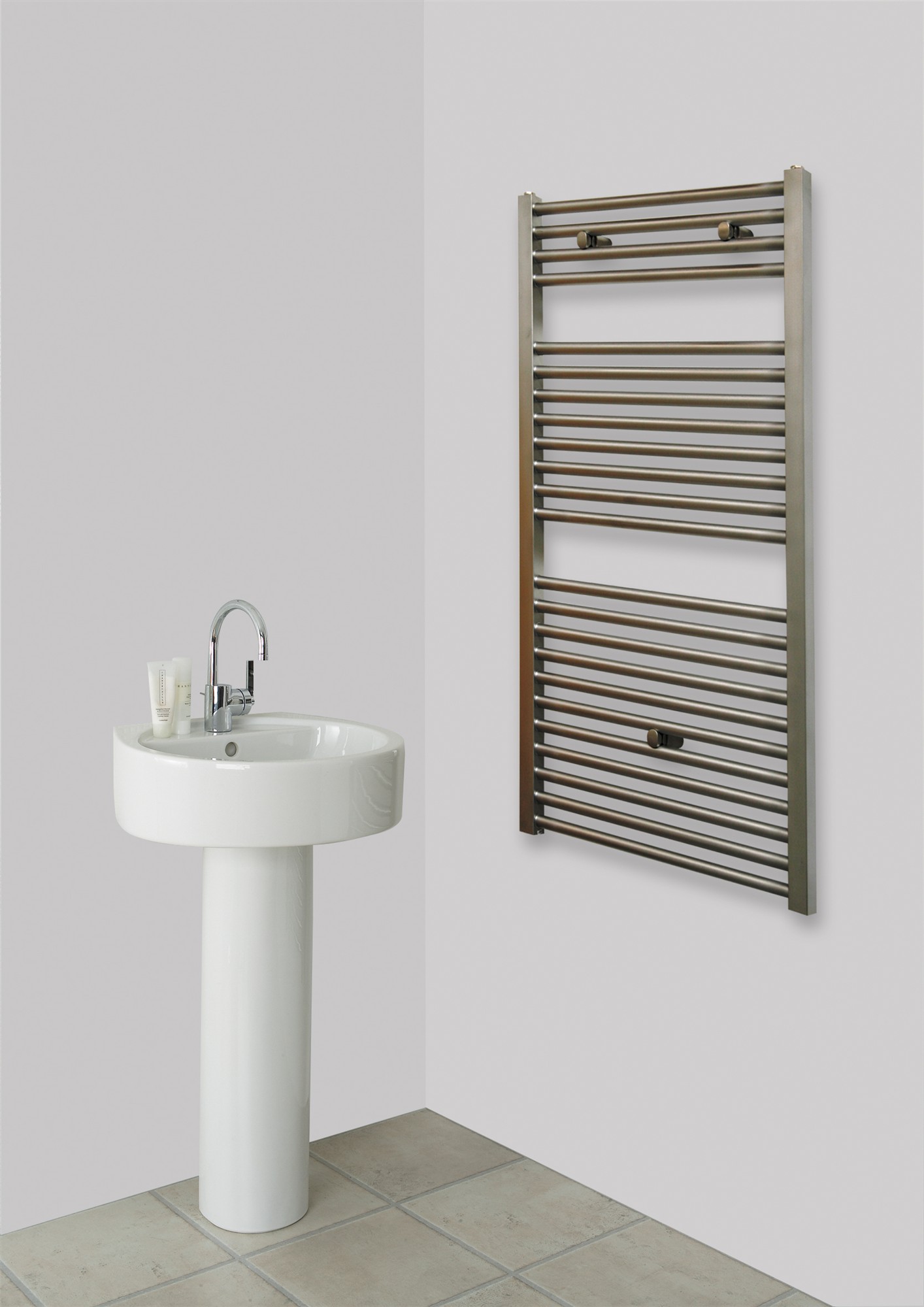BADHEIZKÖRPER Design Hamburg 2 121x60cm 811 Watt  SZAGATO Design Heizkörper Handtuchheizkörper Seitenanschluss Handtuchwärmer mit Seitenanschluss