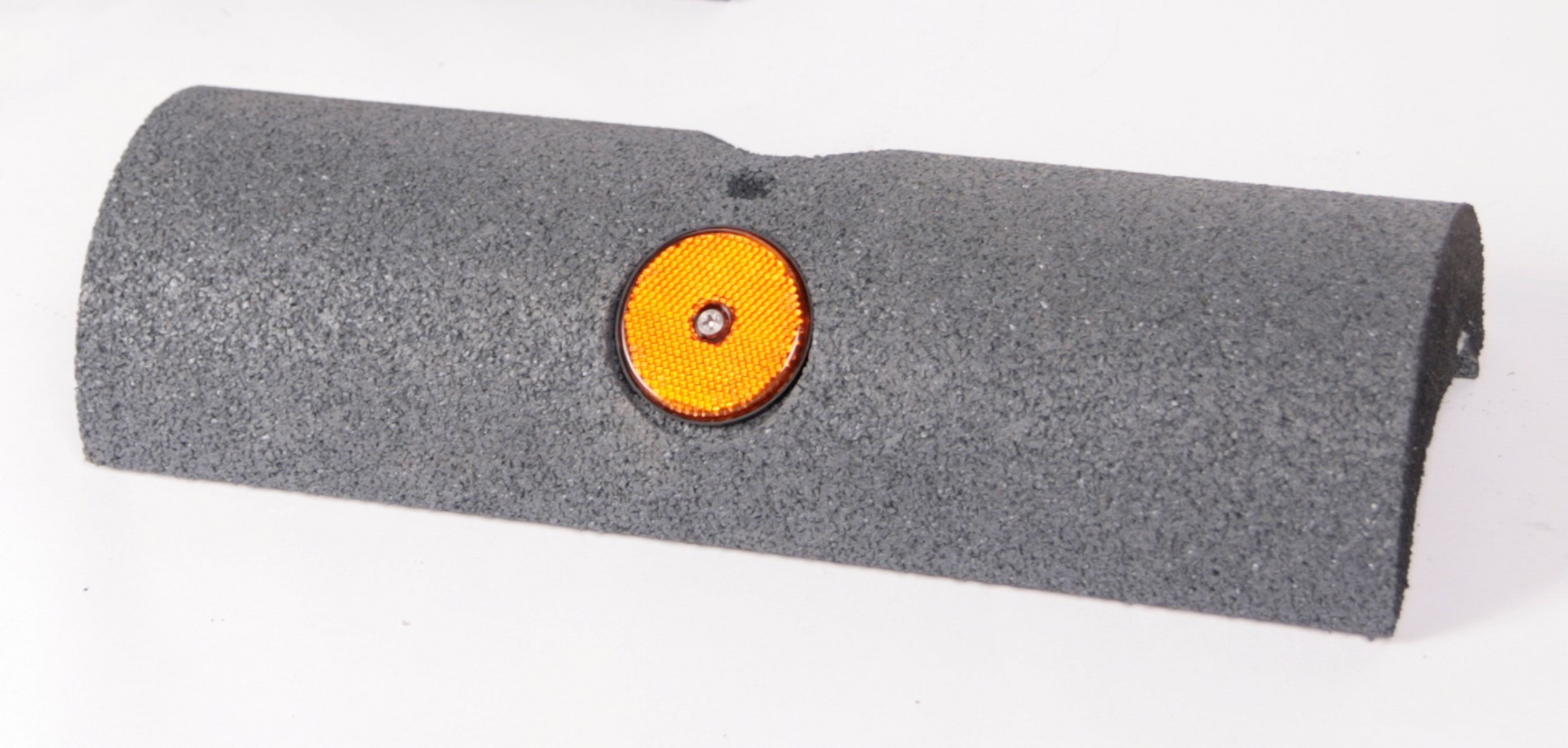 Gummi - Anfahrschutz Bumper 400x150x80 mm grau SZAGATO Gummi Anfahrschutz Bumper Rammschutz aus Gummigranulat Gummi Bordsteinrampe Gummi - Anfahrschutz Bumper 400x150x80 mm grau SZAGATO Gummi Anfahrschutz Bumper Rammschutz aus Gummigranulat Gummi Bordsteinrampe