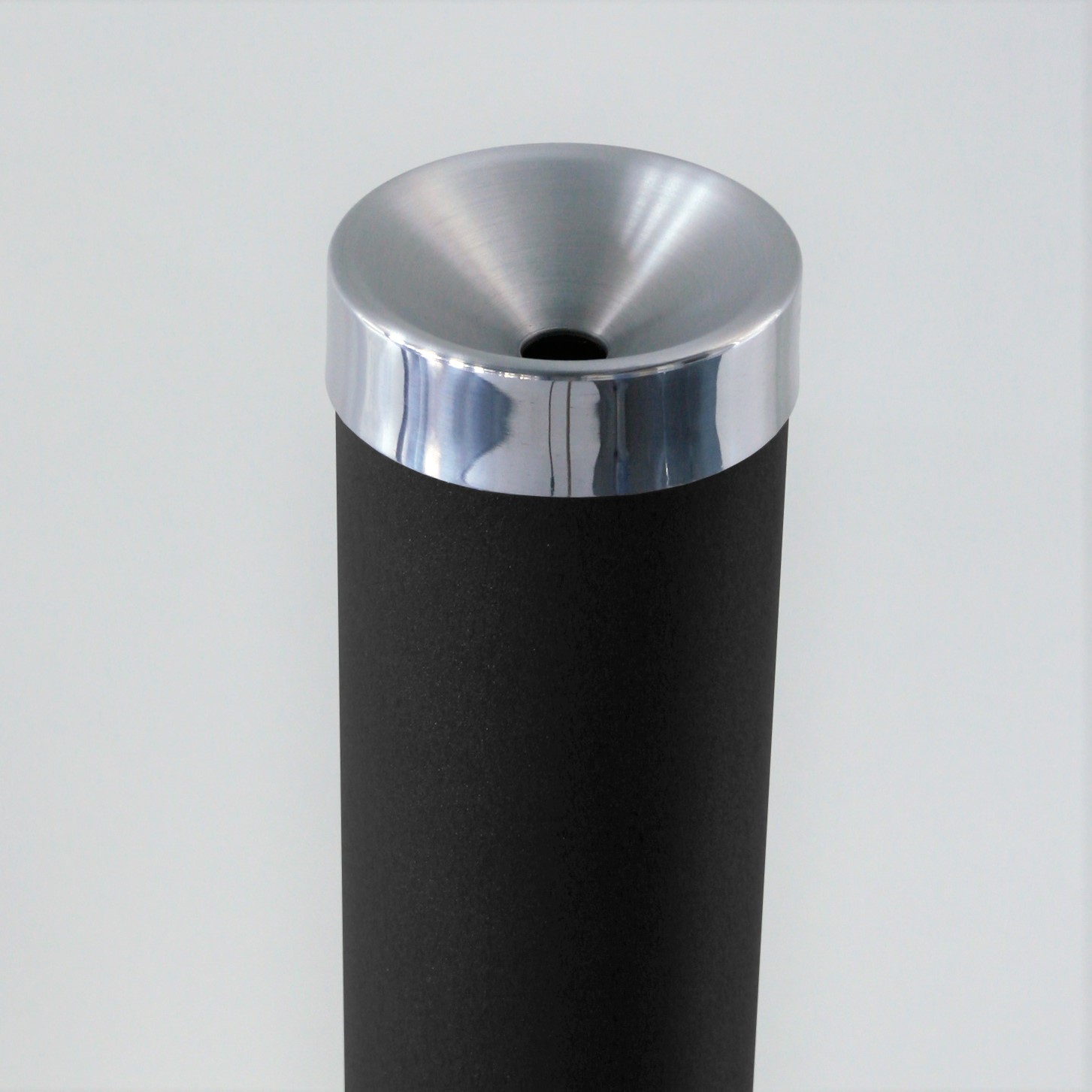 Aschenbecher Säule 81x25cm ALU schwarz SZAGATO Made in Germany Aschenbecher groß Stand-Aschenbecher außen großer Aschenbecher stehend für draußen